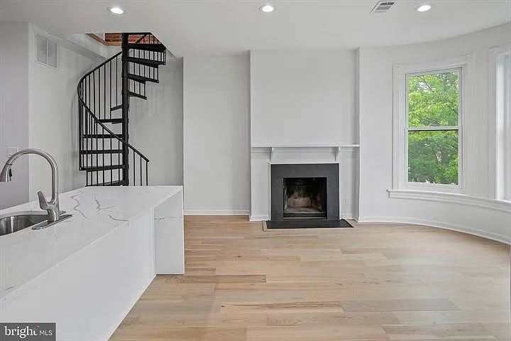 2014 Connecticut Ave NW #3 — Photo 7