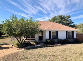 10118 Thomas Ln, Dripping Springs, TX 78620