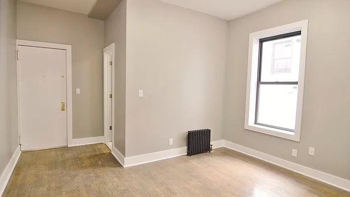 Sold by Park Property Advisors | media 16