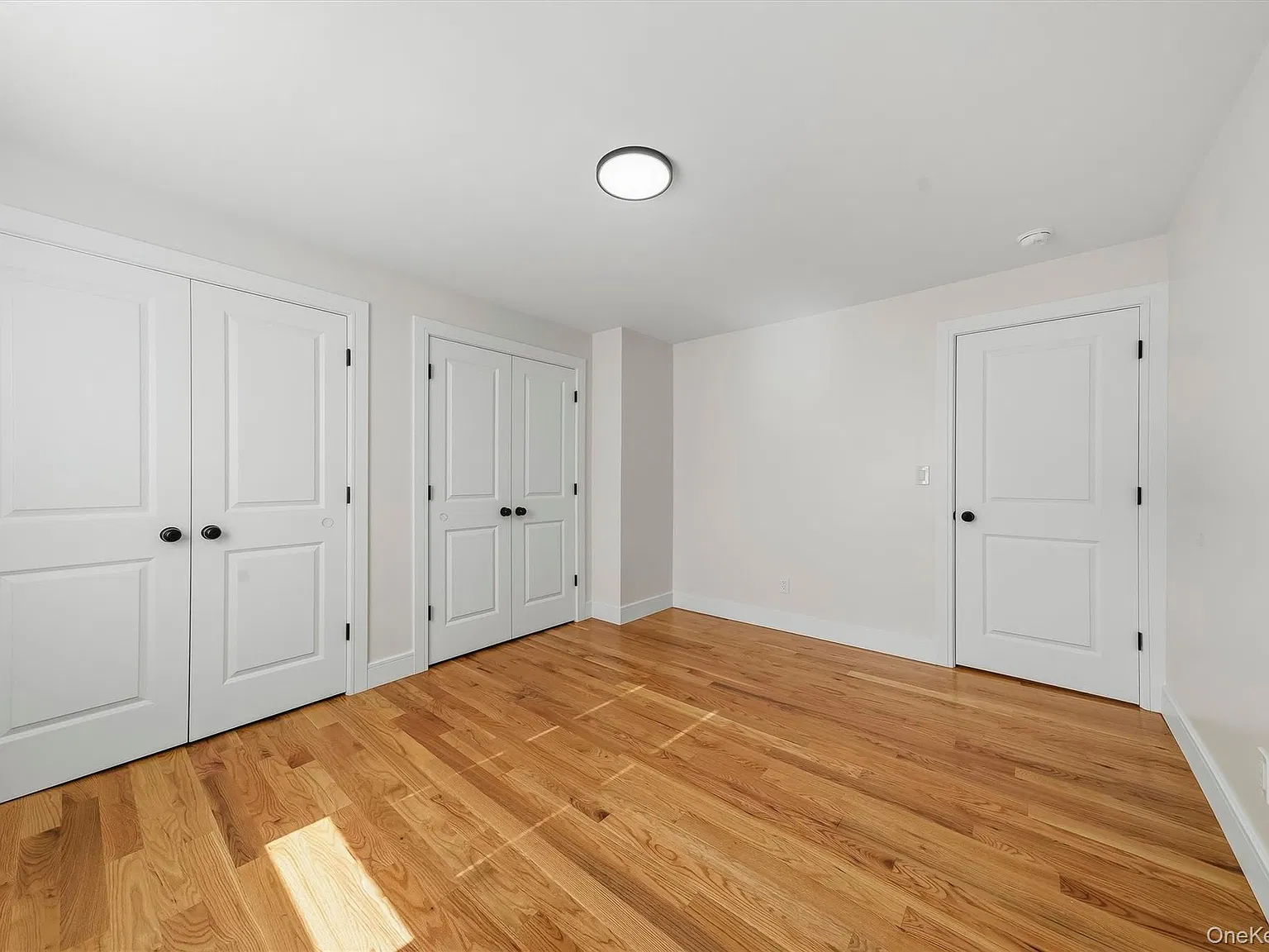 2 bed, 1.5 bath, 1100 sqft, $3,250 — Photo 4