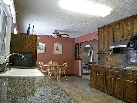 5th image of 7423 213th Street Cir N