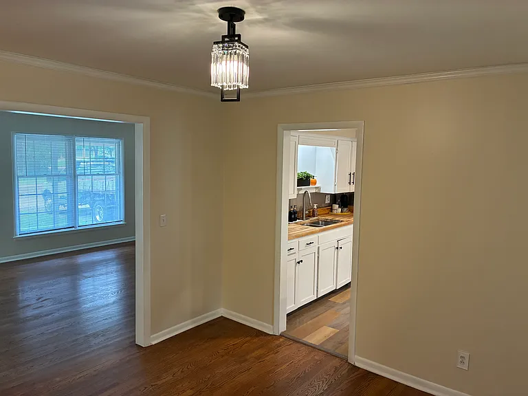8301 Floyd St — Photo 15