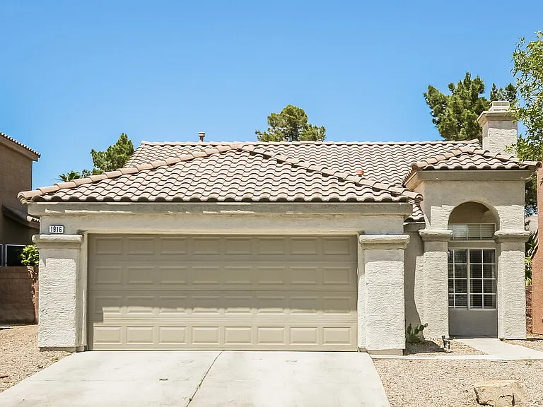 1916 Fossil Butte Way — Photo 1