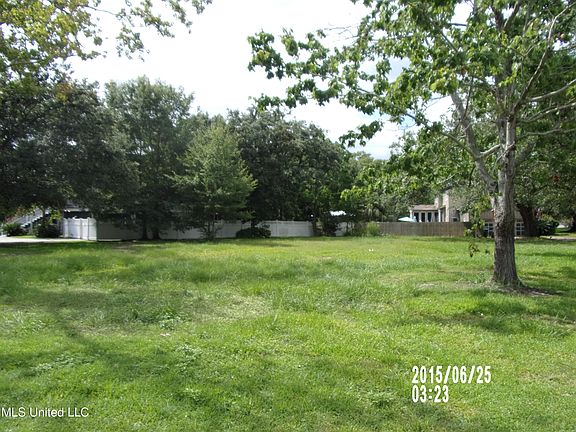 3rd image of 2815 Washington Ave