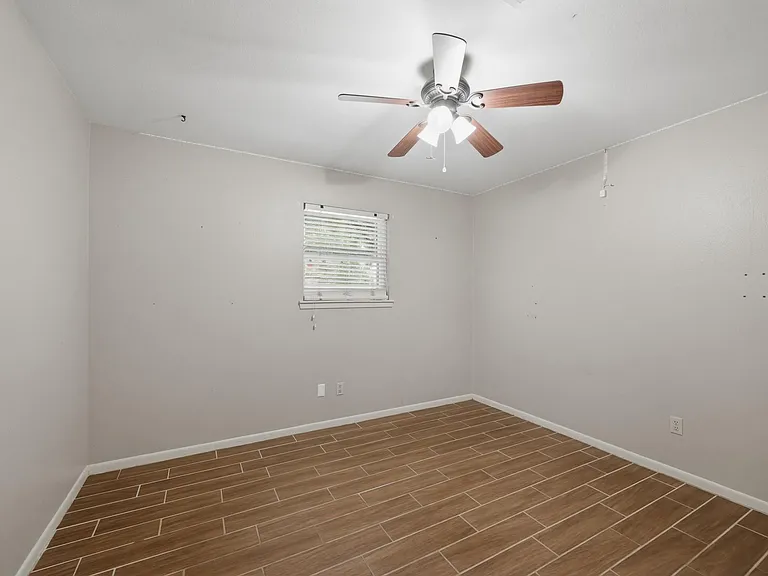 2607 Brom Bones Blvd — Photo 35