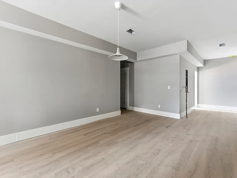1409 NW Dr NW — Photo 3