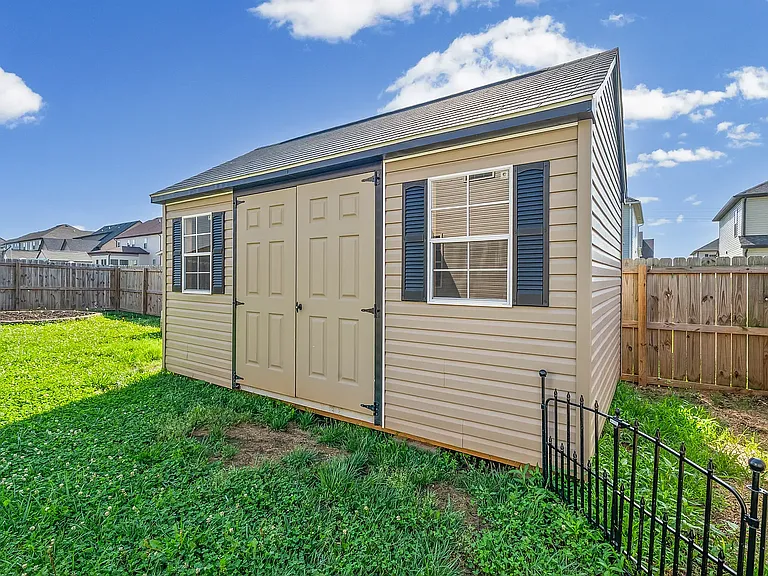 10'x16' shed