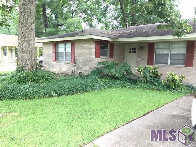 1st image of 367 Fontainbleau Dr