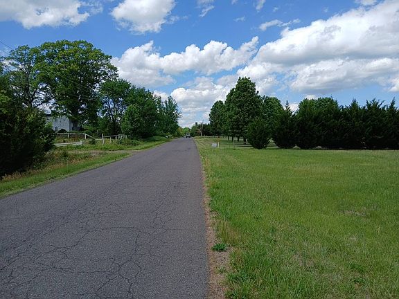 5th image of 34529 Parker Rd