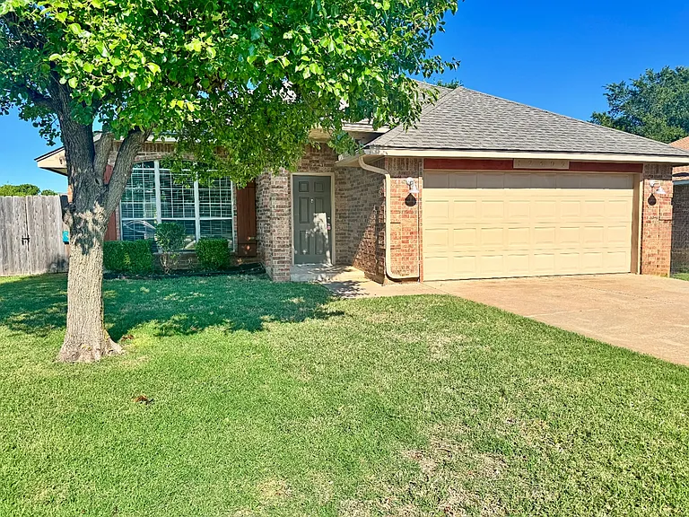 17609 Gold Dr — Photo 1