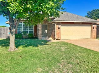17609 Gold Dr, Edmond, OK 73012