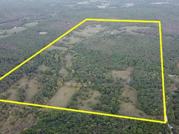 476 E 380th Road, Dunnegan, MO 65640