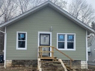 1052 Mercer Ave, Akron, OH 44320