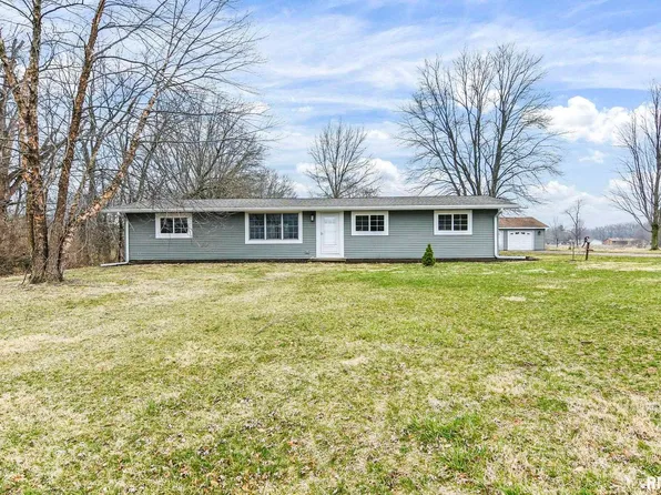 6270 Pec Rd, Springfield, IL 62711