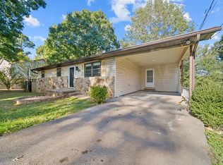 1935 Shasta Rd, Maryville, TN 37801