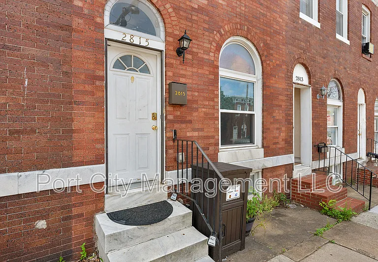 2815 Orleans St — Photo 4