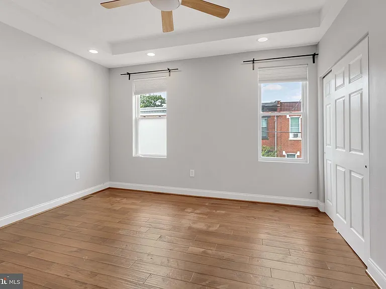 1525 S 19th St — Photo 28