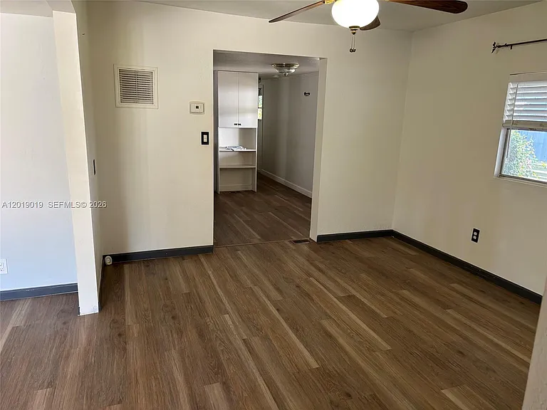 2939 W Marina Dr #- — Photo 5
