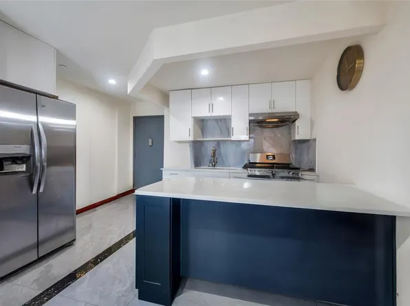 74-25 43rd Avenue image 13 of 20