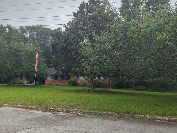 2nd image of 401 Futch Ave