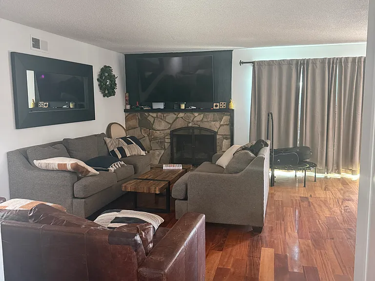 2894 Fidler Ave — Photo 16