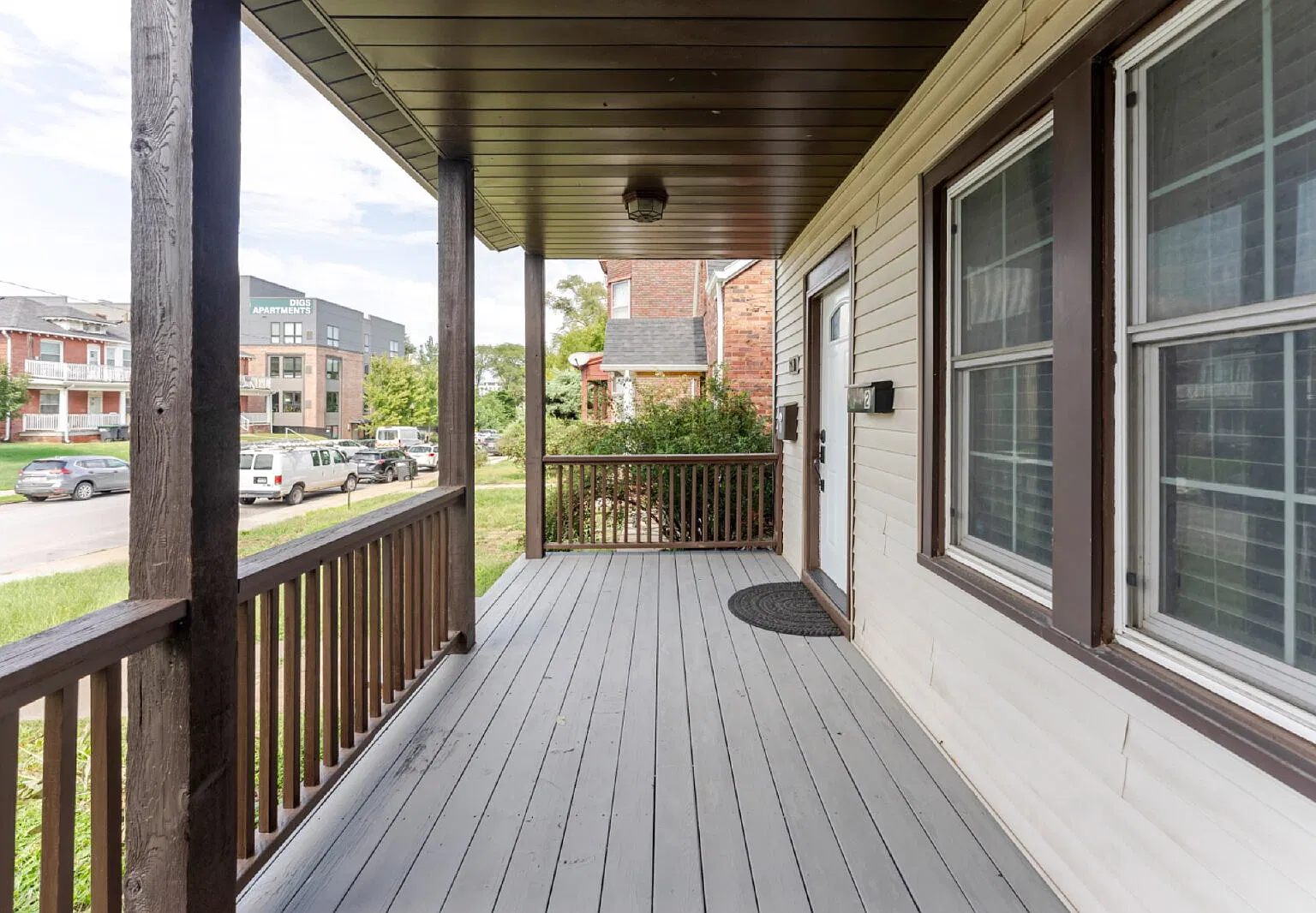 539 Park Ave — Photo 3