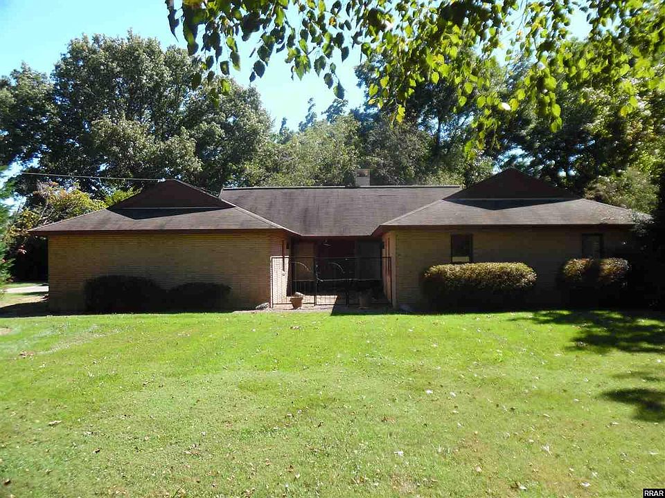 1st image of 1501 Honeysuckle Ln