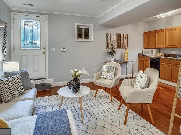 1462 Spring Rd NW #B — Photo 7