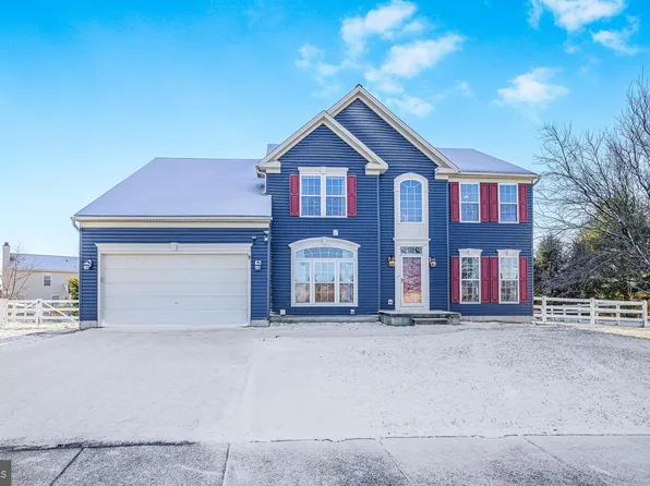 206 Markham Ct, Smyrna, DE 19977
