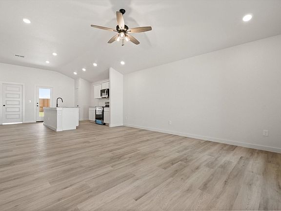 4th image of 6314 Venita Ave