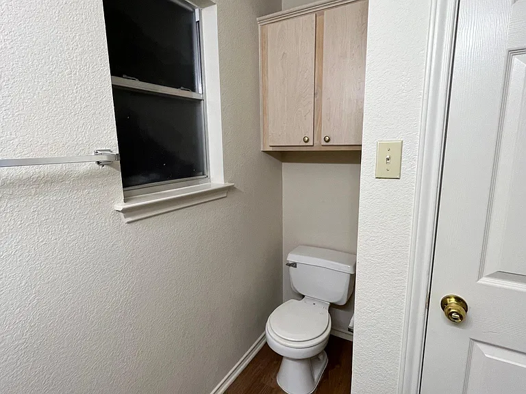 862 Latteridge Dr — Photo 18