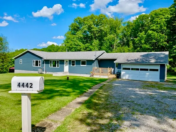 4442 Mercer Pike, Cochranton, PA 16314