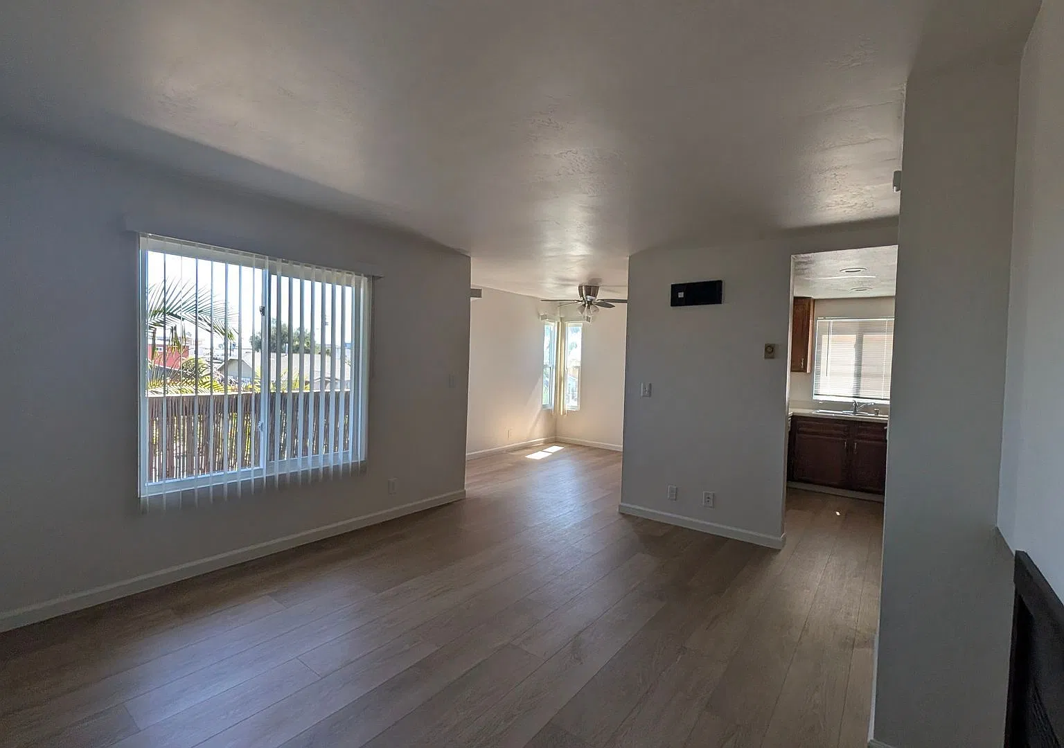 4074 Swift Ave — Photo 3