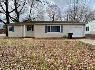 1601 Foster Dr, Belleville, IL