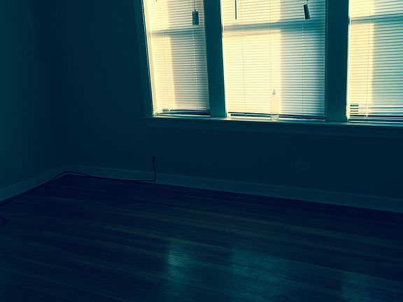 2nd image of 7254 S Vernon Ave APT 2