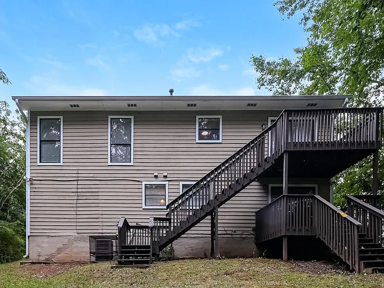 3592 Riverchase Dr — Photo 17