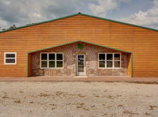 979 Lucky Rd, Mansfield, MO 65704