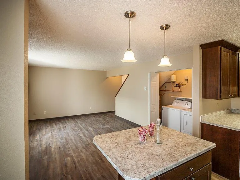 Lakota Village Townhomes — Photo 5