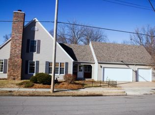 633 E Portland St, Springfield, MO 65807