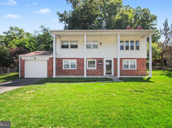 4522 Glendale Rd, Woodbridge, VA 22193