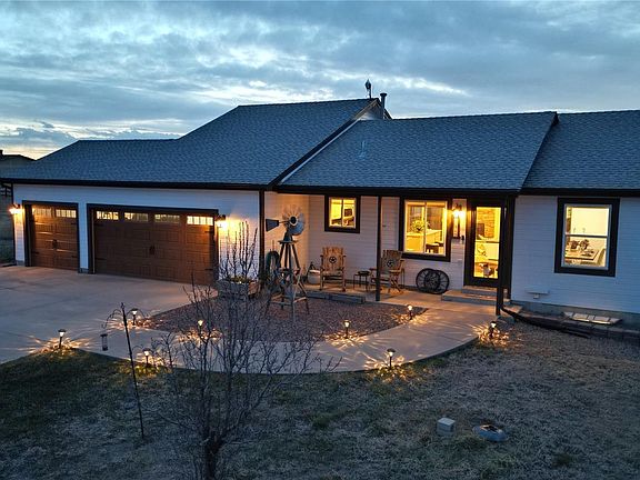 2nd image of 43145 Saddlehorn Drive