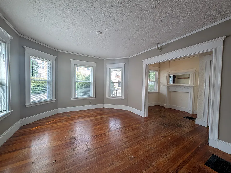 15 Mason St #1
