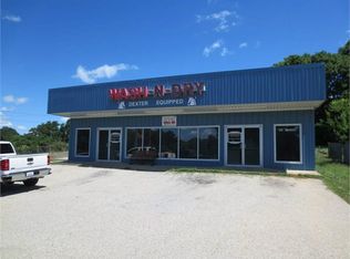 920 W Upshur Ave, Gladewater, TX 75647