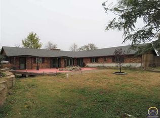 9642 T Rd, Hoyt, KS 66440