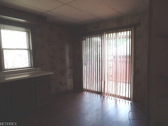 4th image of 771 Fairmont Ave