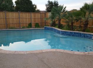 8009 Woodside Rd, Rowlett, TX 75088