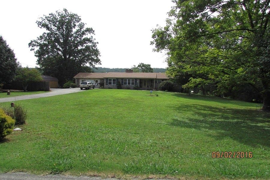 1st image of 418 Highland View Dr
