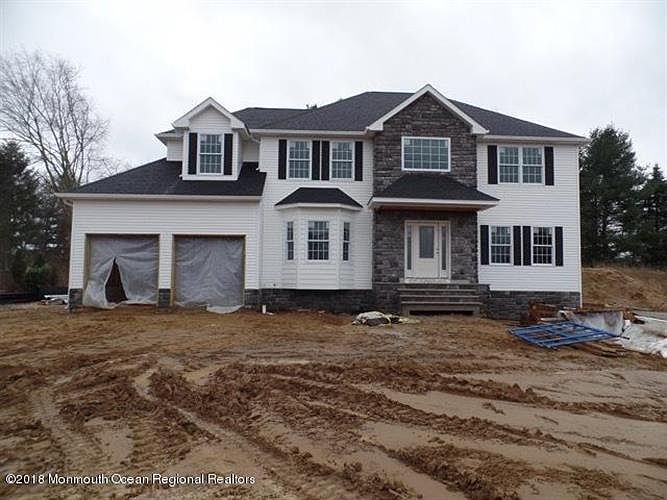 2nd image of 530 Craig Rd