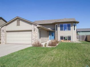 7712 W Strabane St, Sioux Falls, SD 57106