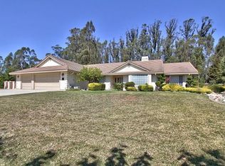 18434 Meadow Ridge Rd, Salinas, CA 93907